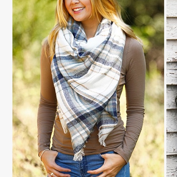 Rustic River Blanket Scarf - Picture 2 of 4